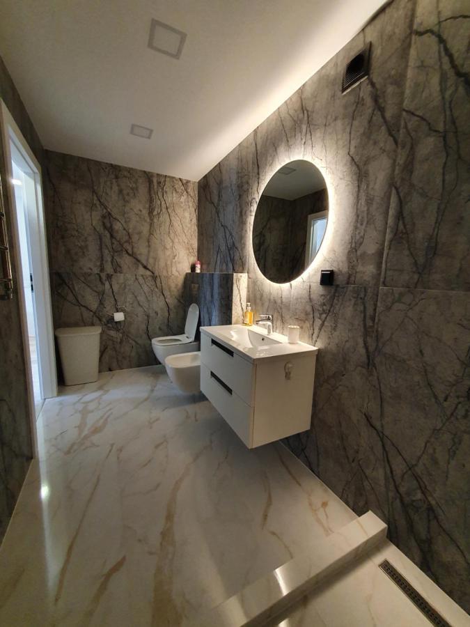 2-Bedrooms Apartment In City Center Siauliai Luaran gambar